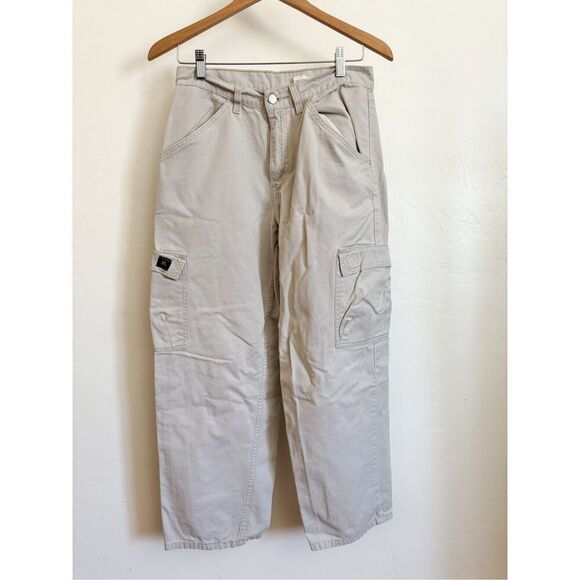 Vintage 90s Levi’s khaki cargo pants size 29 x 30 - Picture 1 of 11